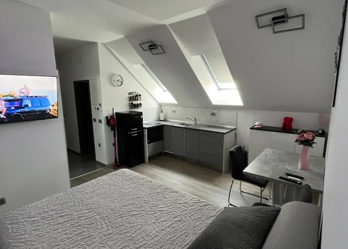 Apartma Apartmaslb *